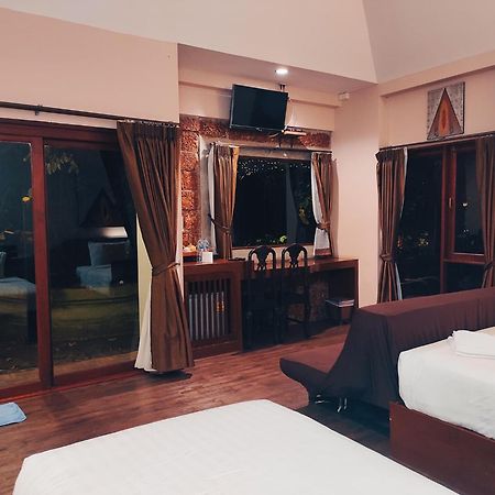 Foresto Sukhothai Guesthome Екстериор снимка