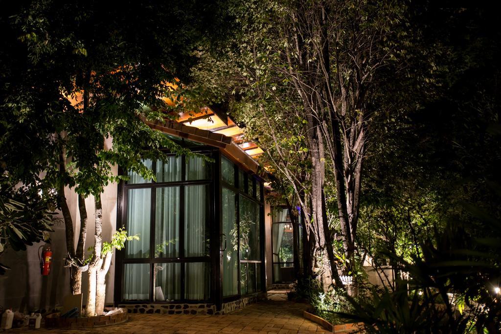Foresto Sukhothai Guesthome Екстериор снимка