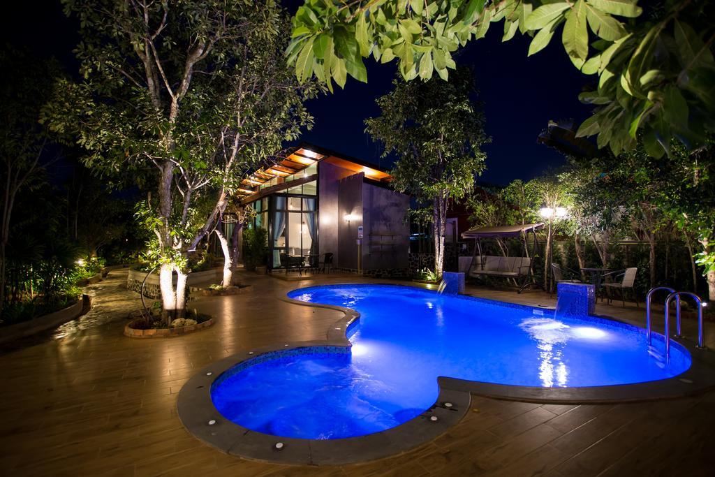 Foresto Sukhothai Guesthome Екстериор снимка